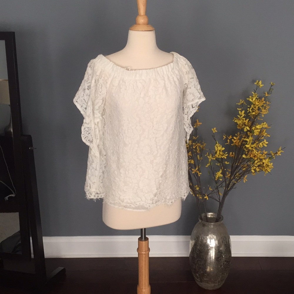 Lulu’s lace top